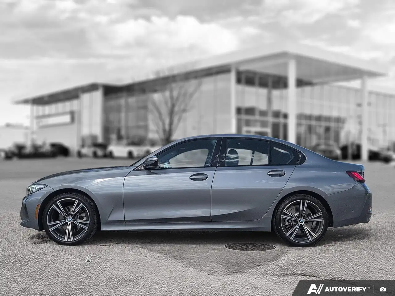 BMW 3 Series - Image 3