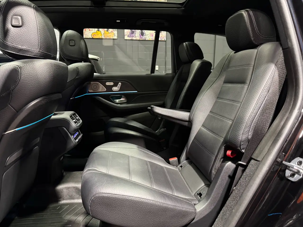 Mercedes-Benz GLS - Image 11
