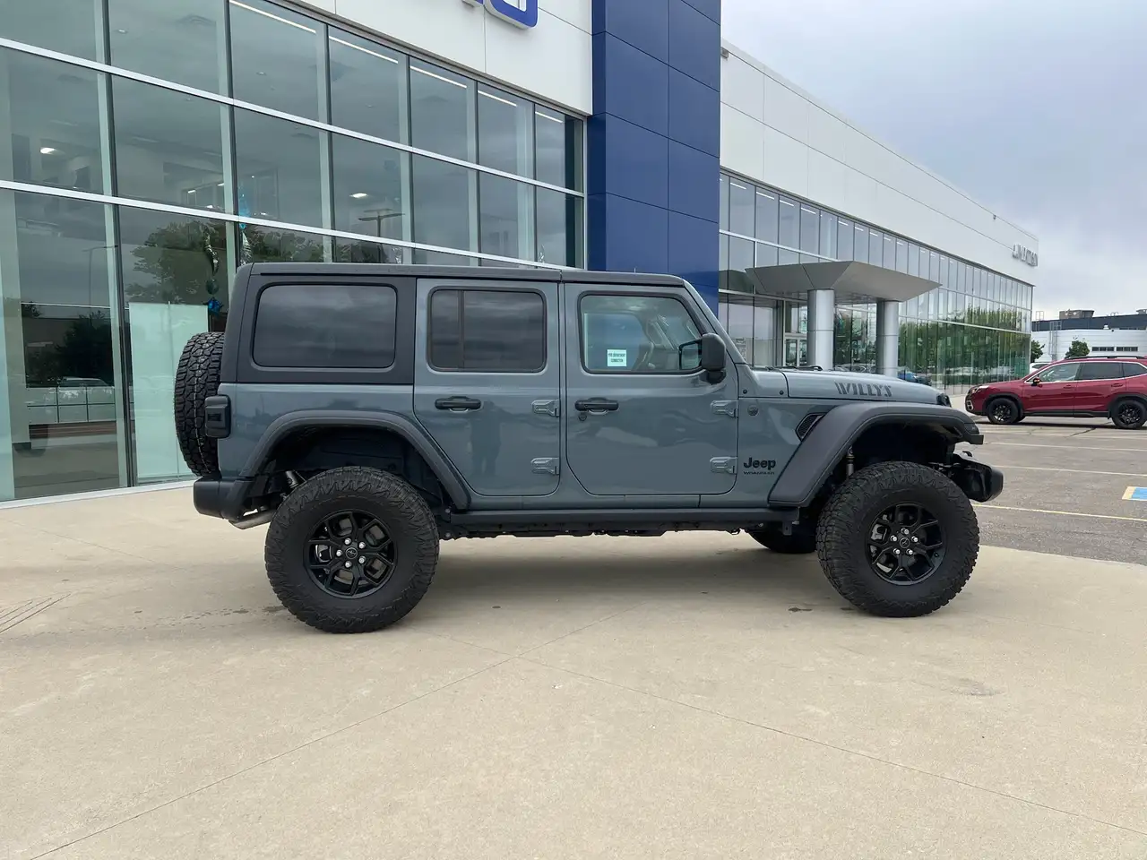 Jeep Wrangler - Image 8