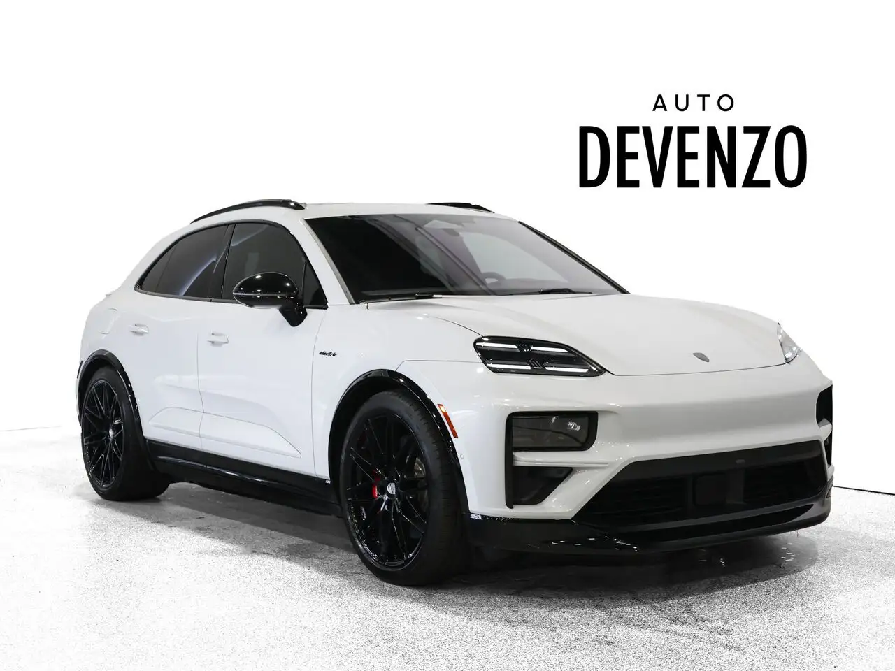 Porsche Macan - Image 1