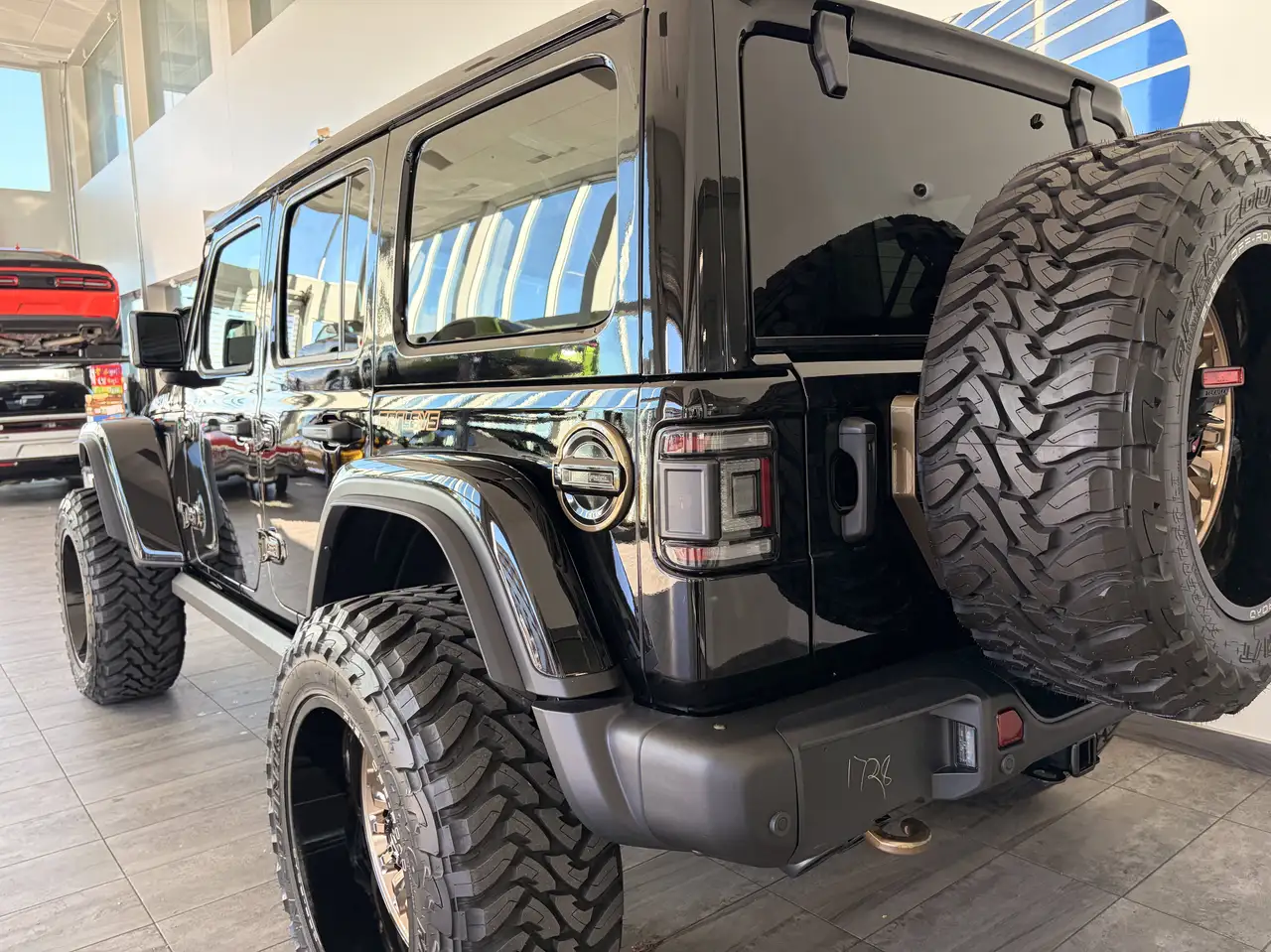 Jeep Wrangler - Image 5