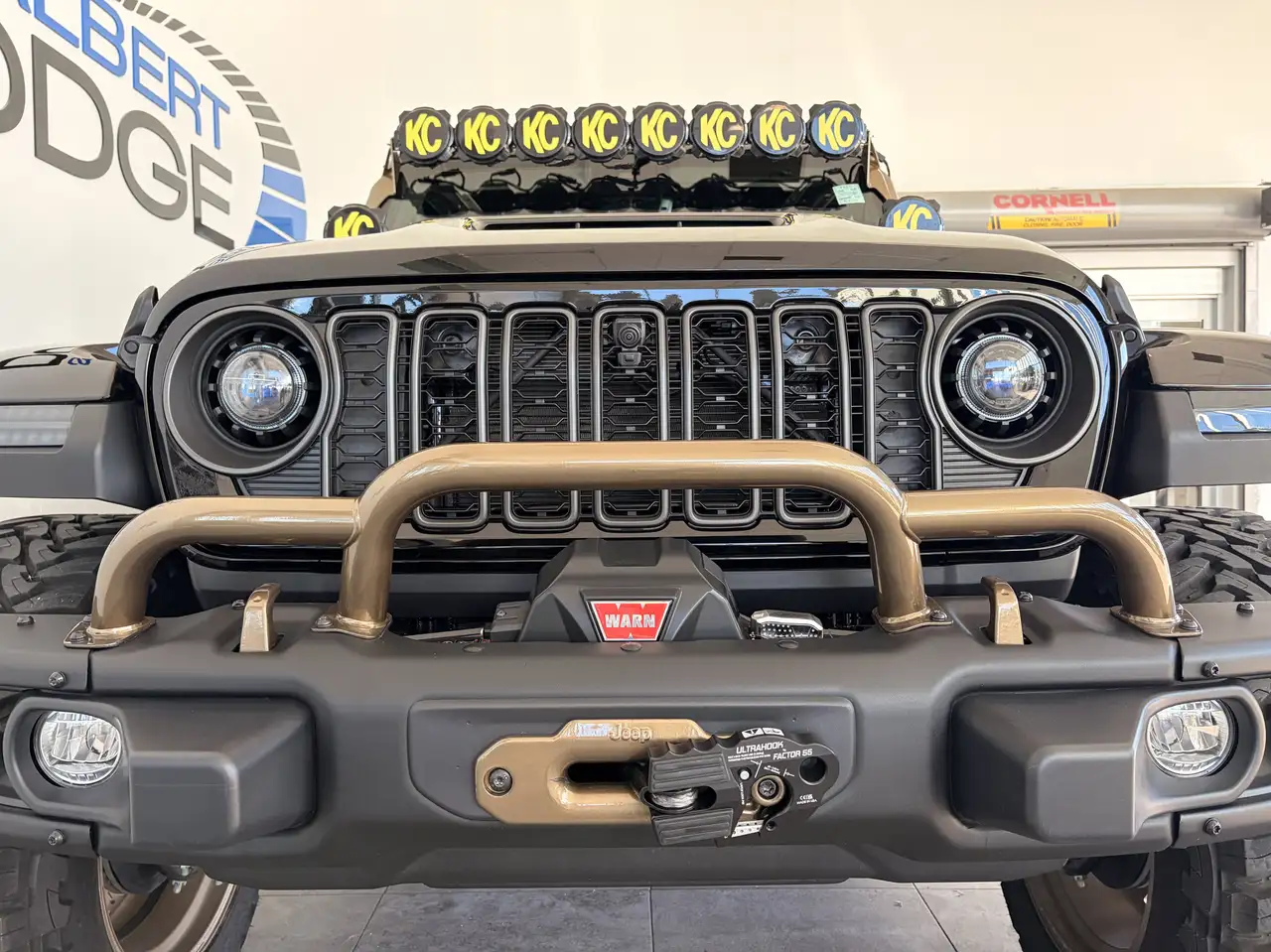 Jeep Wrangler - Image 11