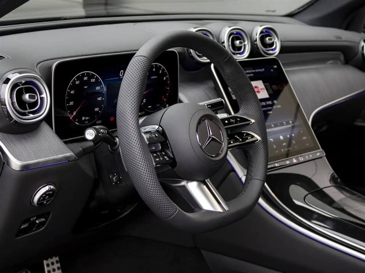 Mercedes-Benz GLC - Image 10