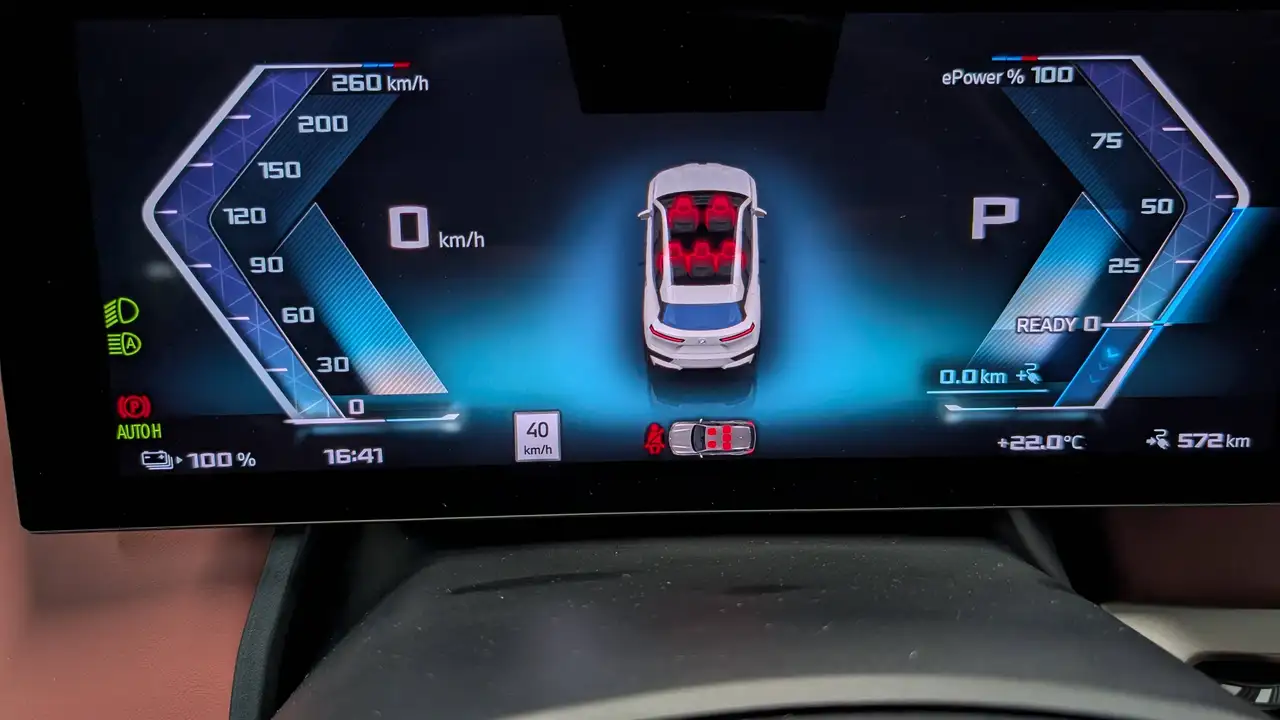 BMW iX - Image 7