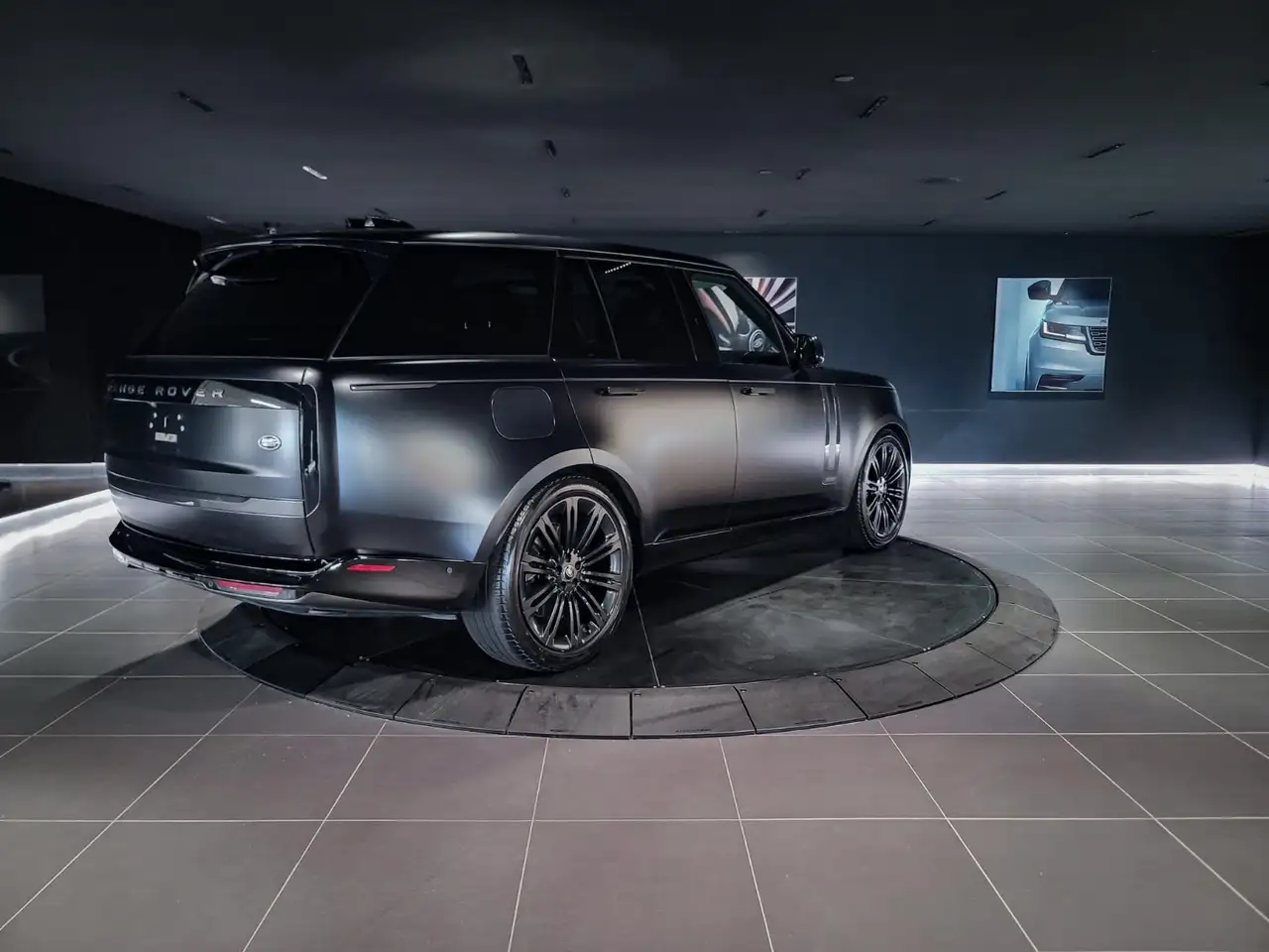 Land Rover Range Rover - Image 5