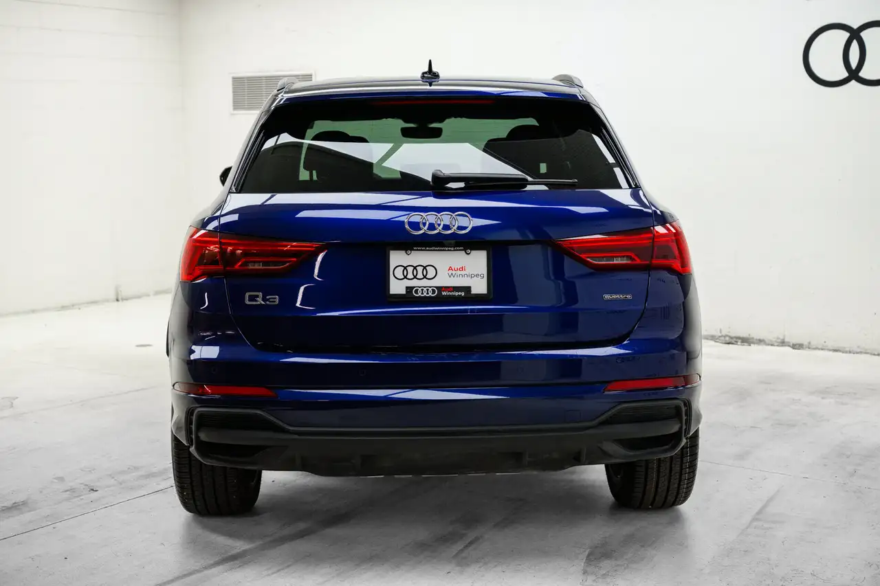 Audi Q3 - Image 7