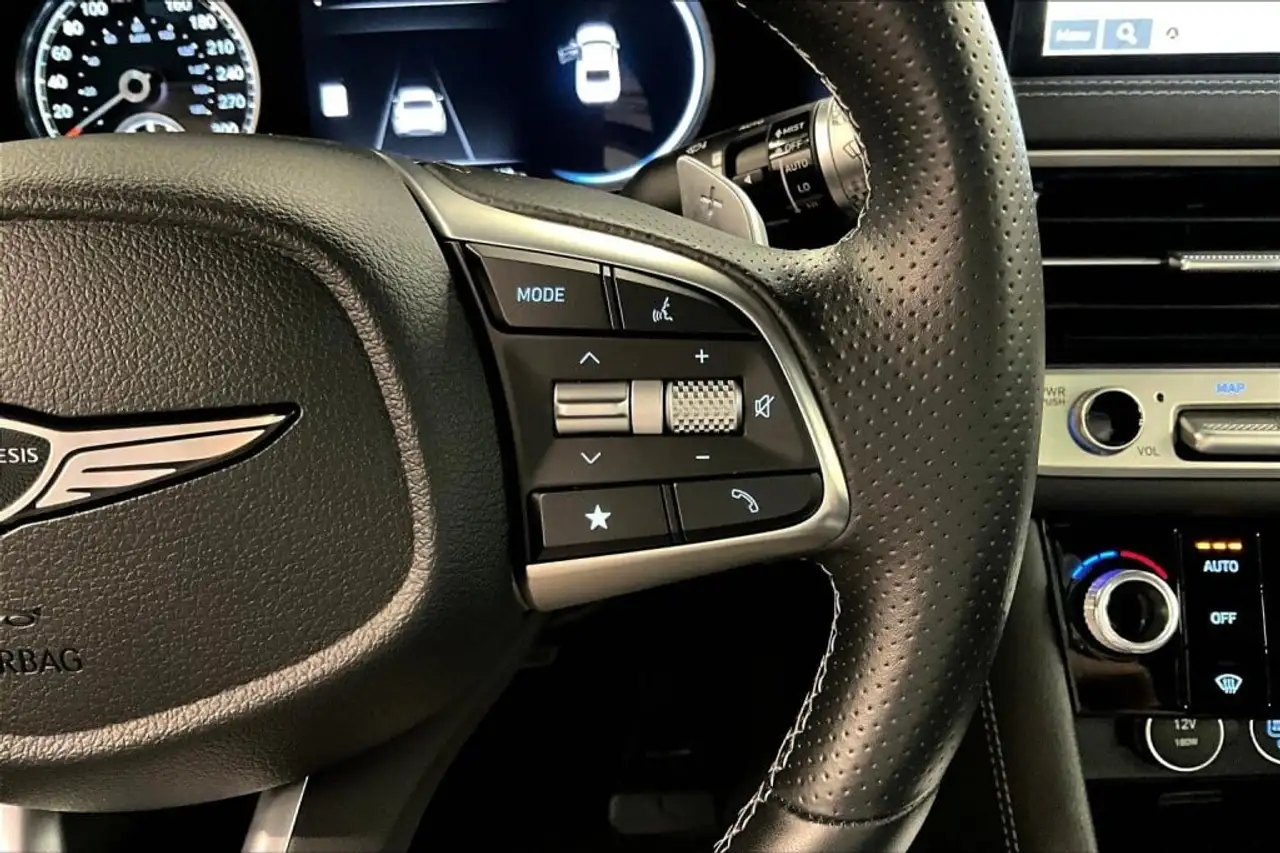 Genesis G70 - Image 14