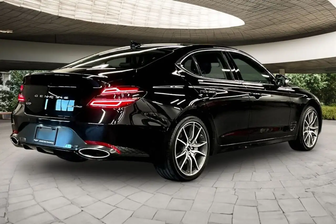 Genesis G70 - Image 7