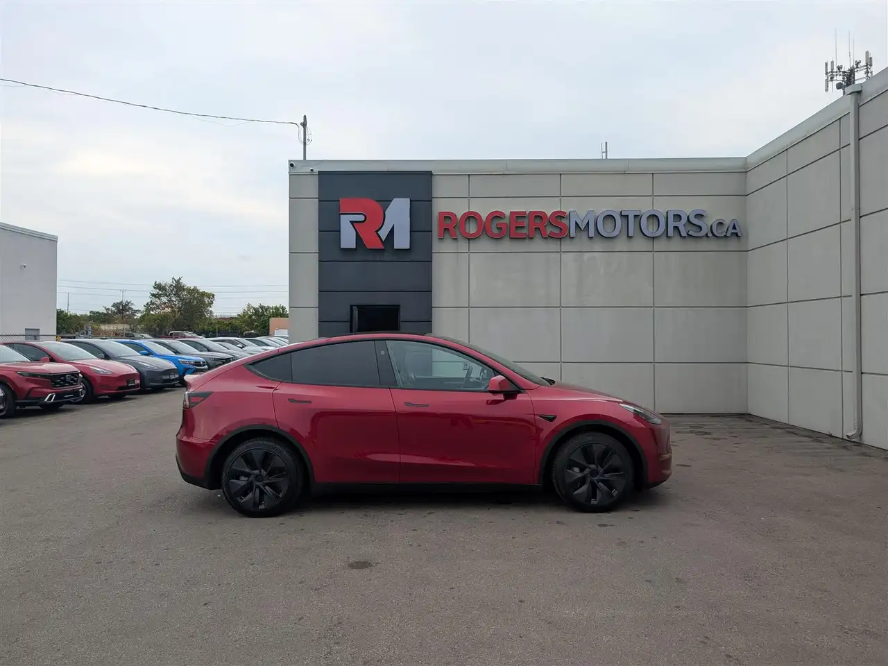 Tesla Model Y - Image 6