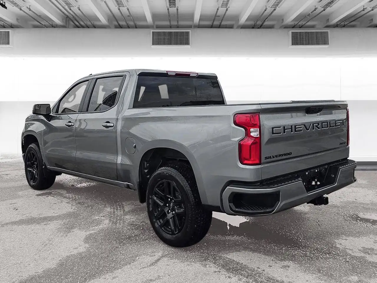 Chevrolet Silverado 1500 - Image 3