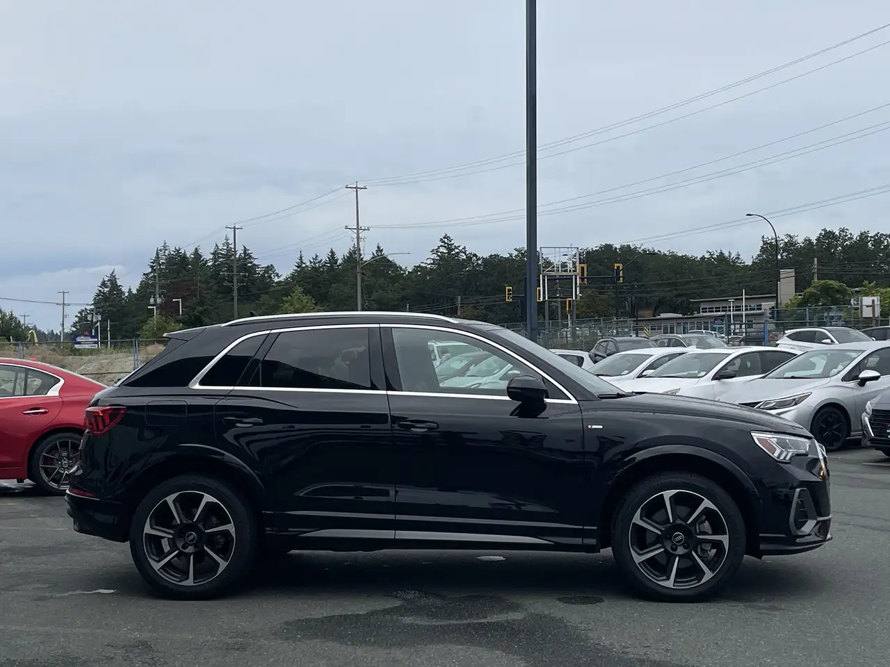 Audi Q3 - Image 5