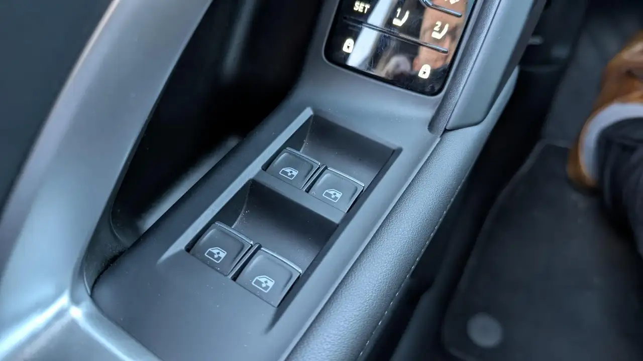 Audi Q5 - Image 23