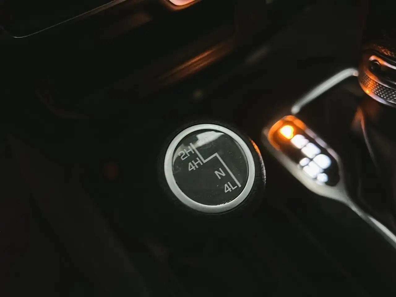 Jeep Wrangler - Image 19
