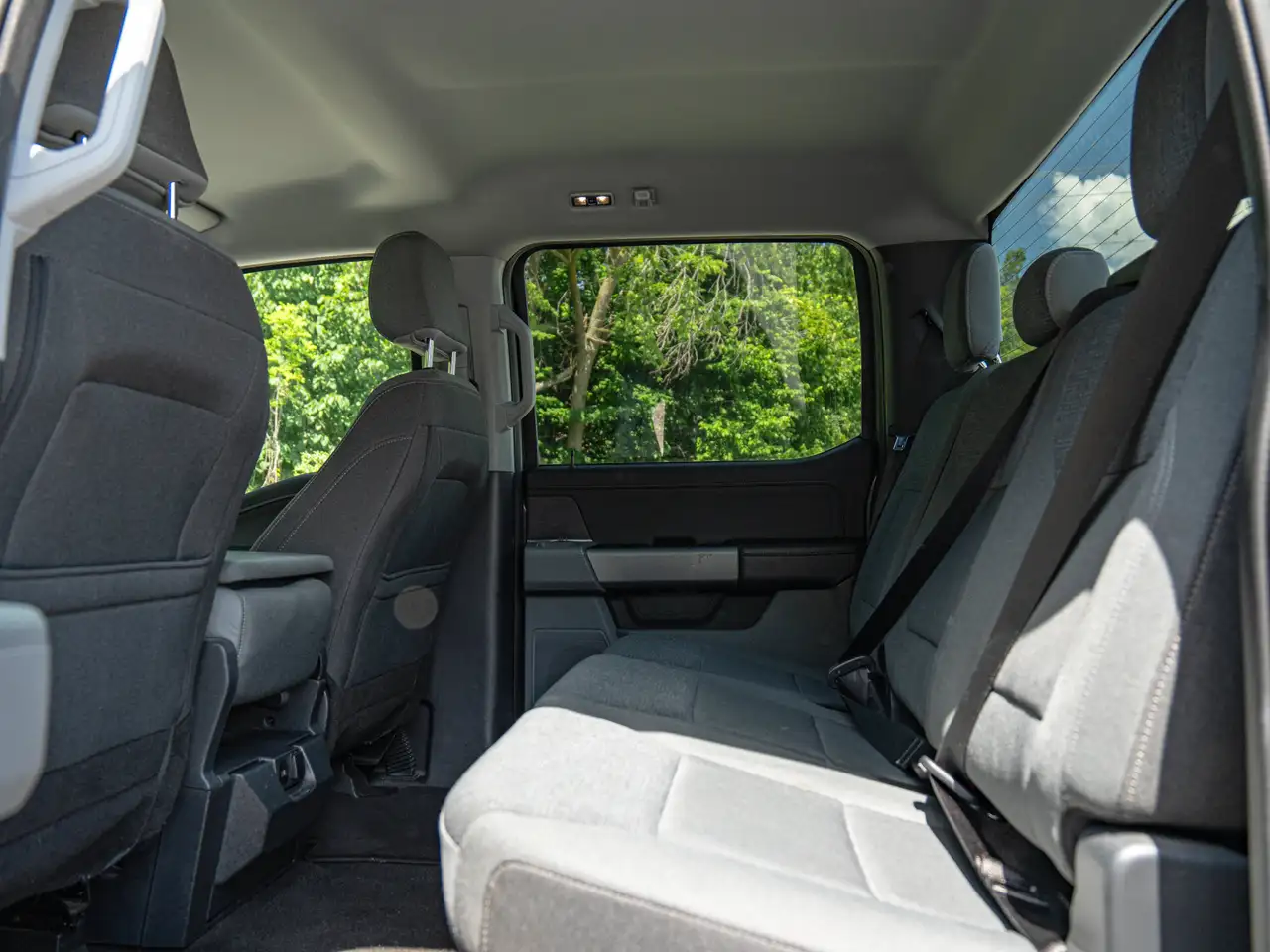 Ford F-150 - Image 37