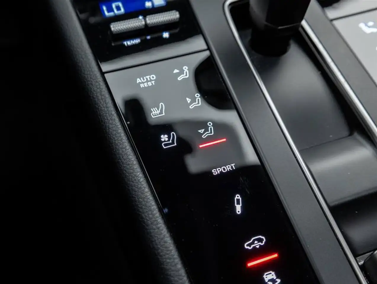 Porsche Macan - Image 27