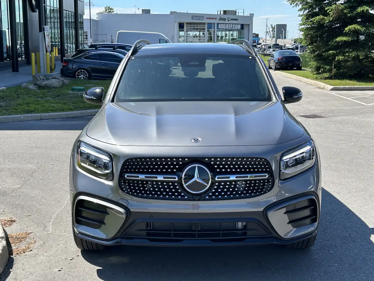 Mercedes-Benz GLB - Image 8