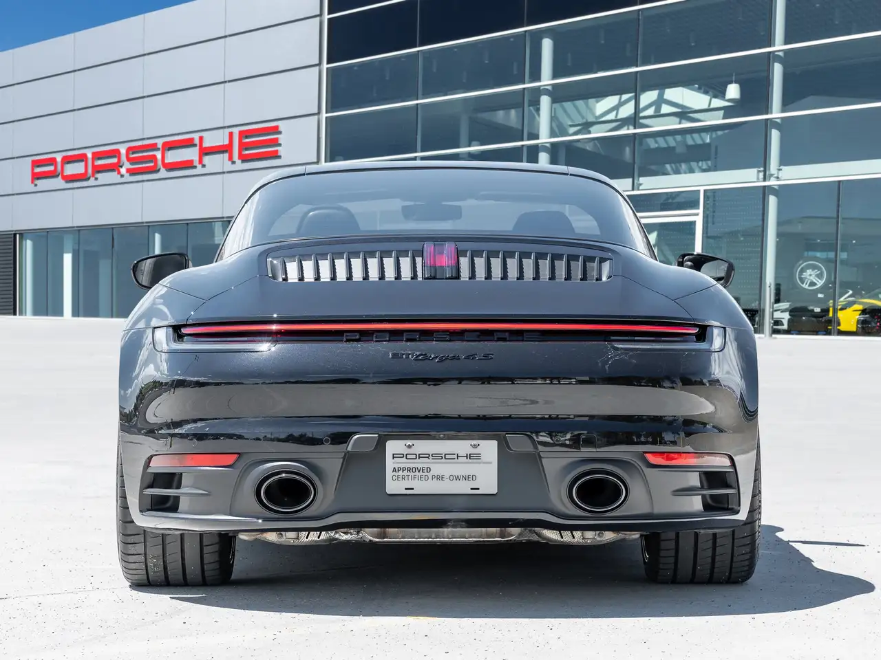Porsche 911 - Image 7