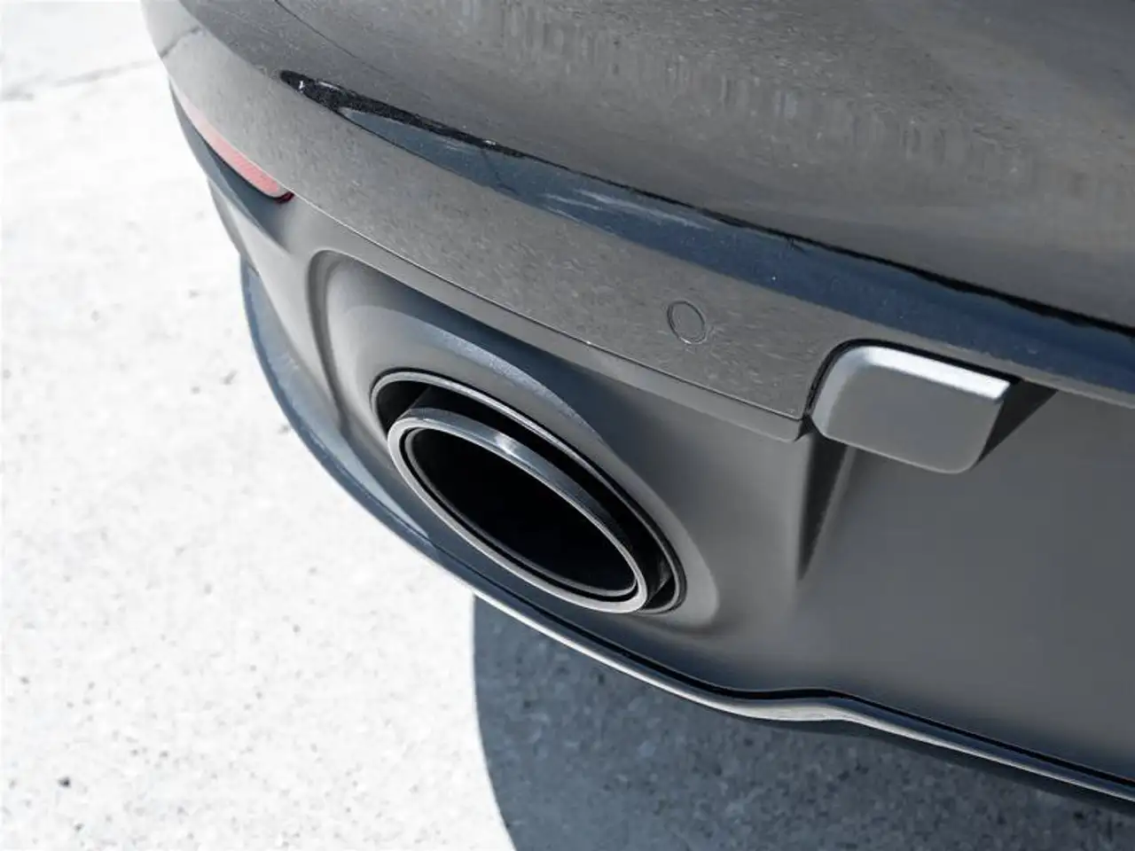 Porsche 911 - Image 14