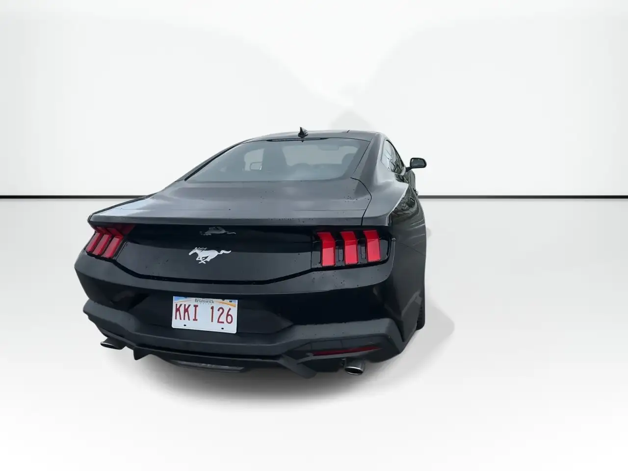 Ford Mustang - Image 7