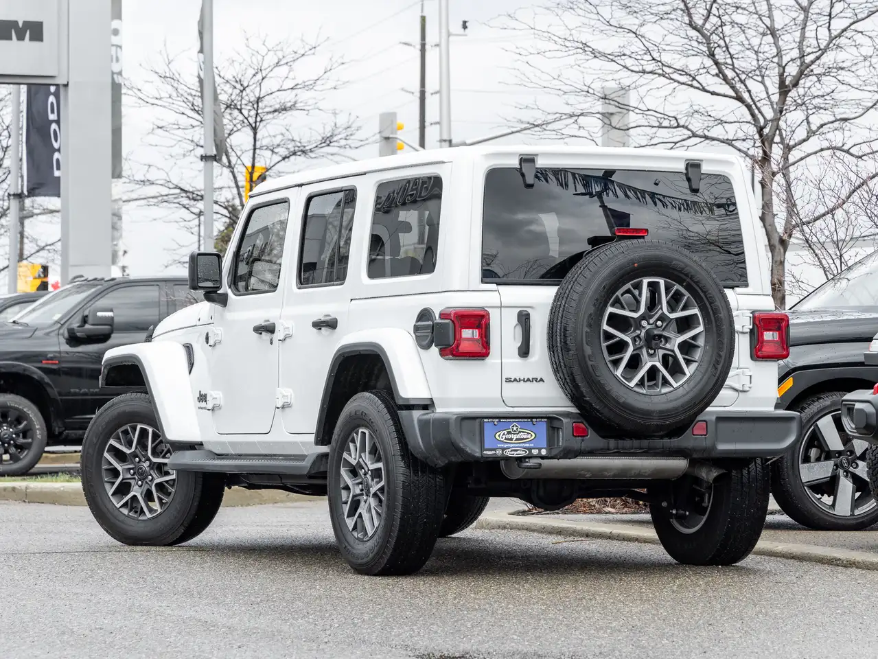 Jeep Wrangler - Image 2