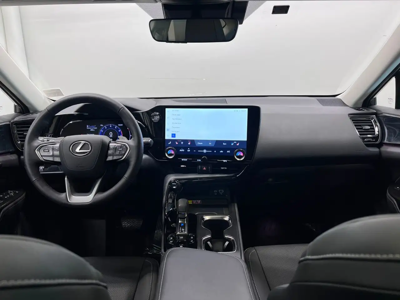 Lexus NX - Image 30