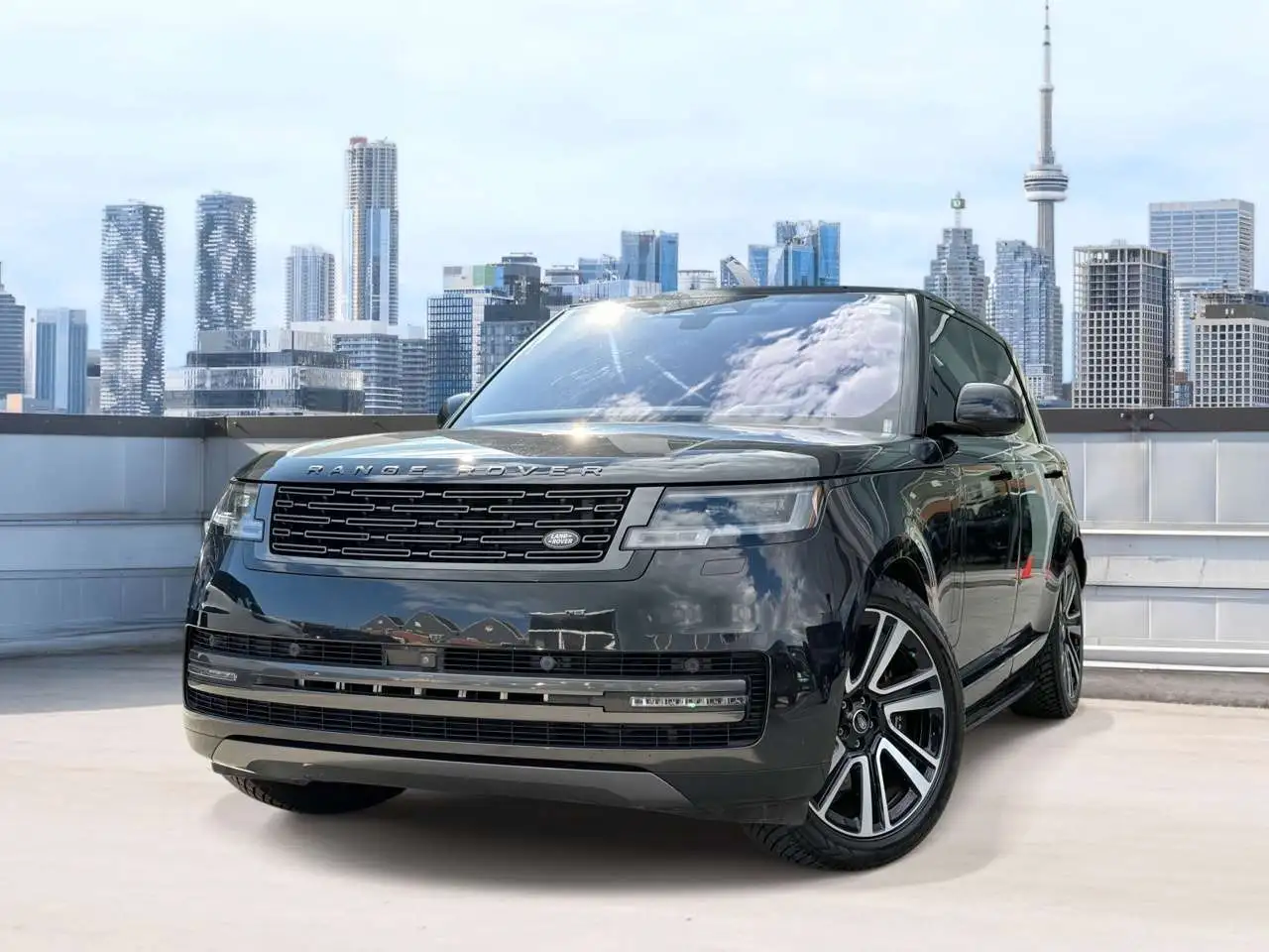 Land Rover Range Rover - Image 1