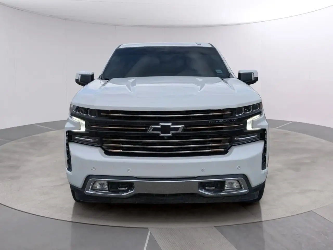Chevrolet Silverado 1500 - Image 2