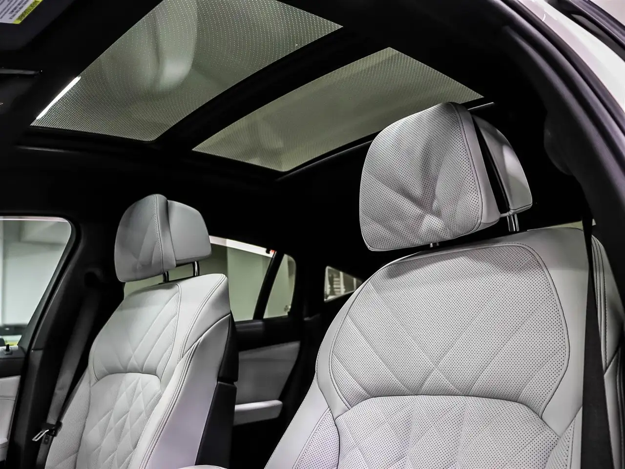 BMW X6 - Image 28