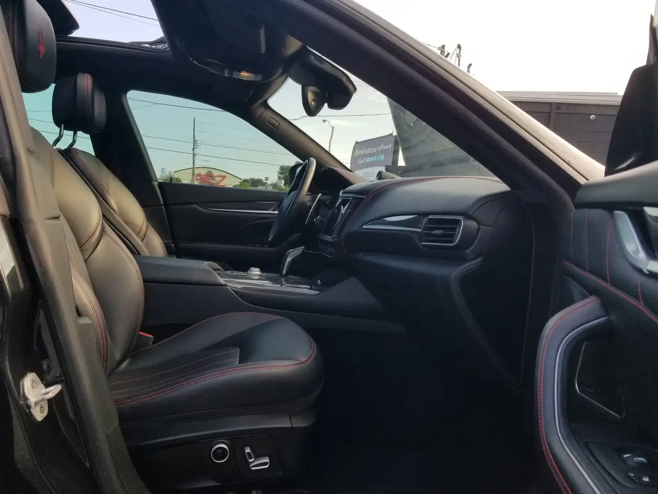 Maserati Levante - Image 9