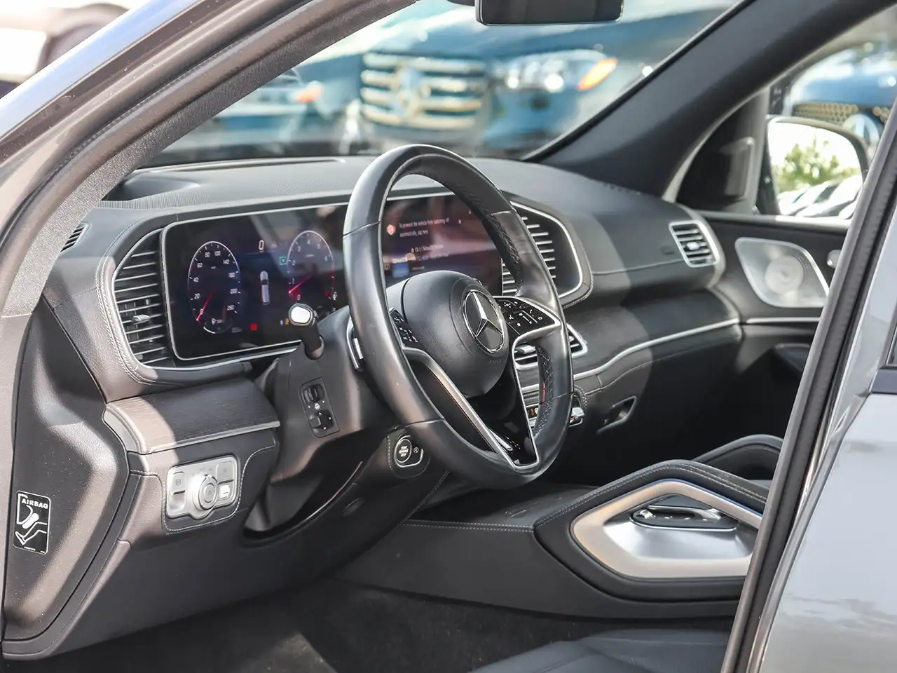 Mercedes-Benz GLE - Image 13