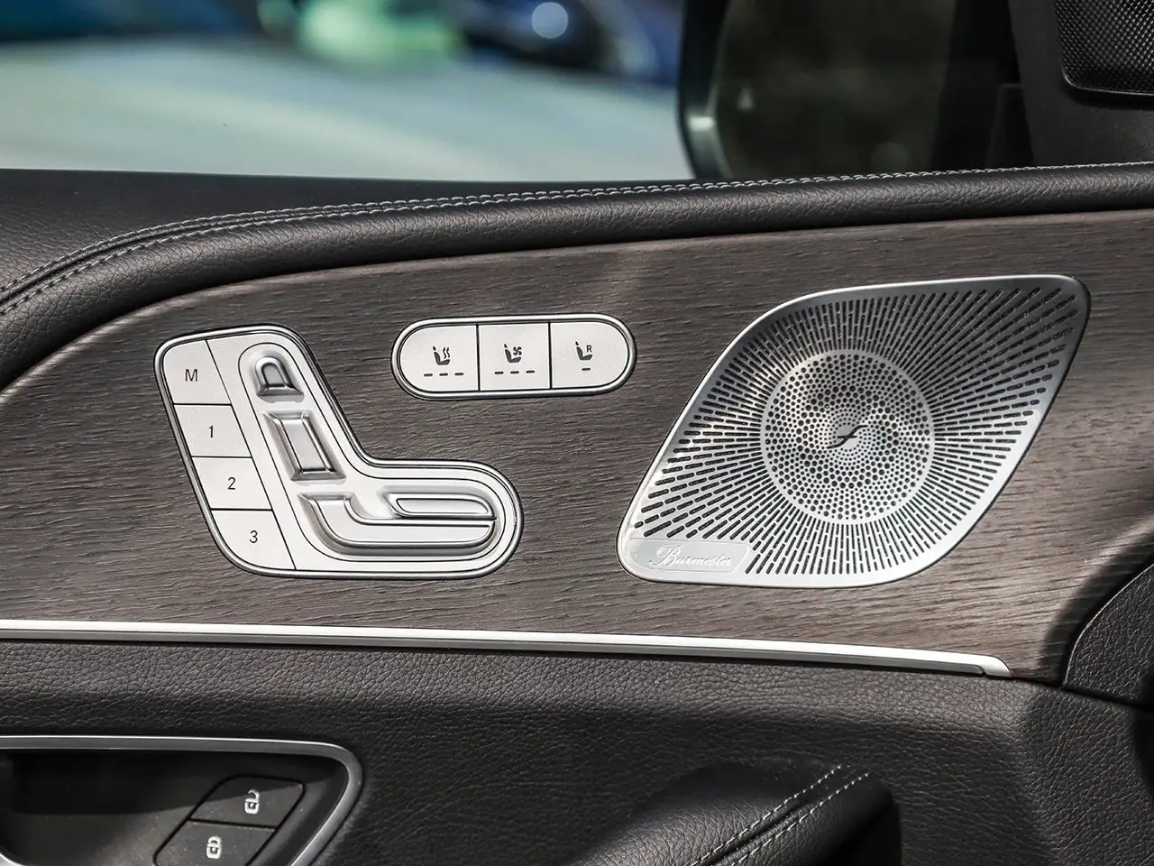 Mercedes-Benz GLE - Image 18