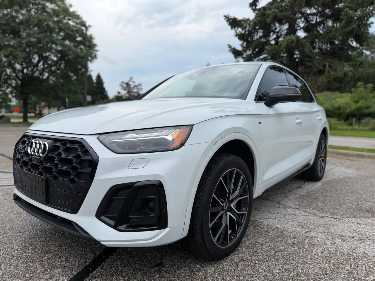 Audi Q5 - Image 2
