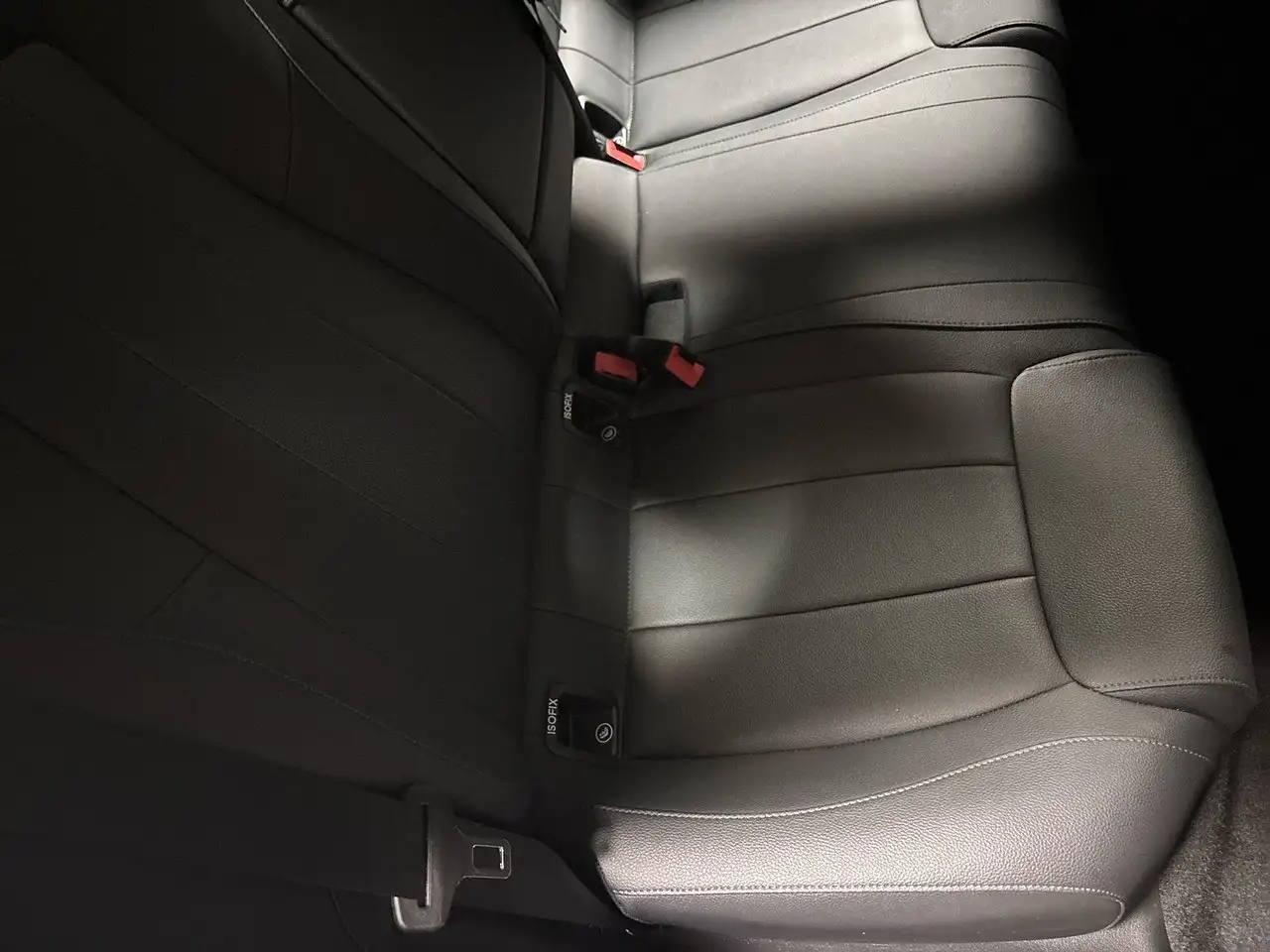 Mercedes-Benz CLA - Image 40