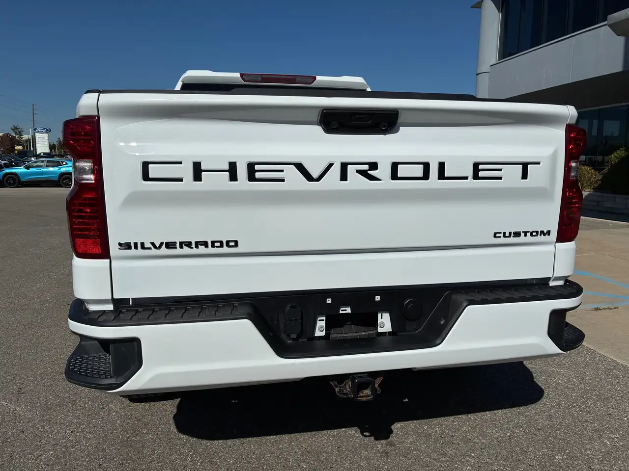 Chevrolet Silverado 1500 - Image 4