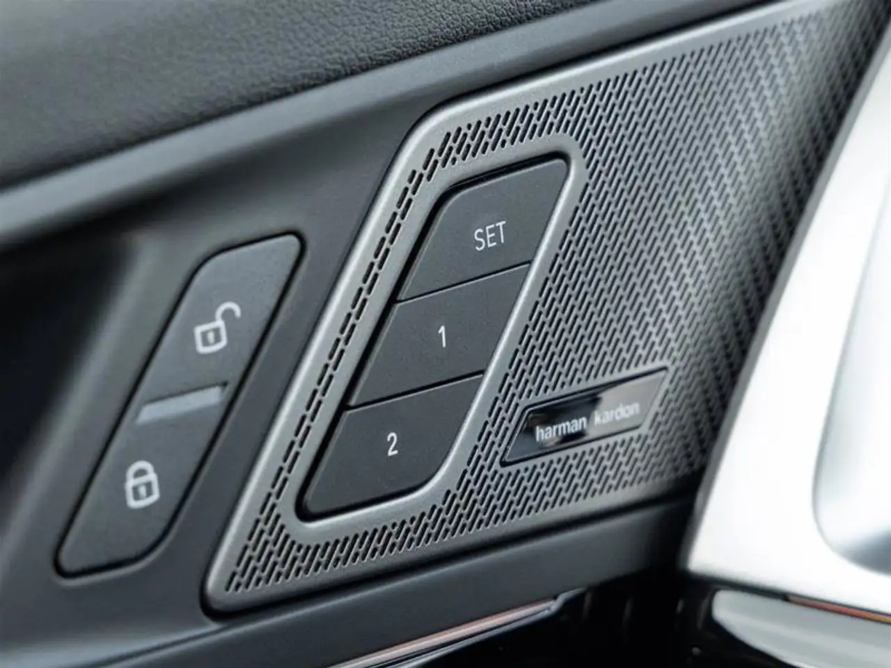 BMW X1 - Image 17