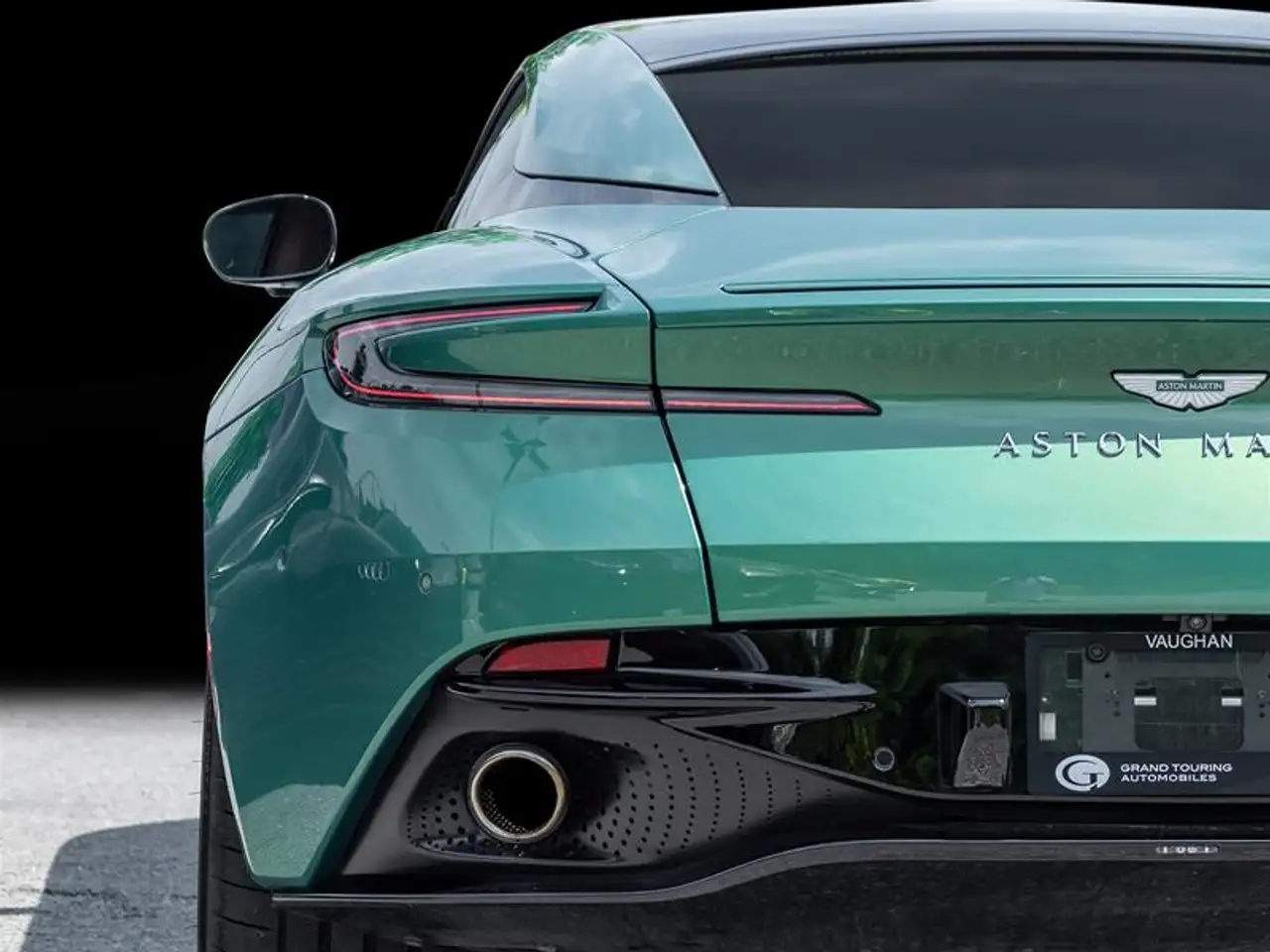 Aston Martin DB12 - Image 8