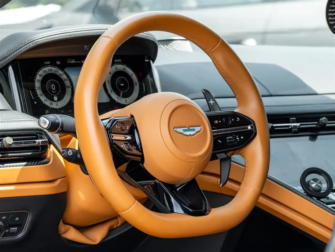 Aston Martin DB12 - Image 12