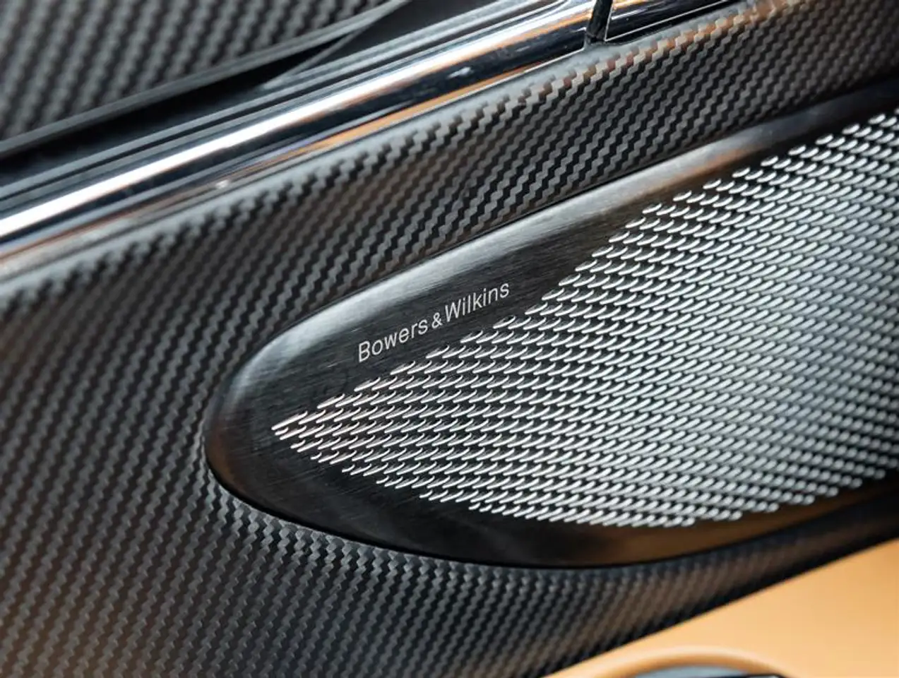 Aston Martin DB12 - Image 20