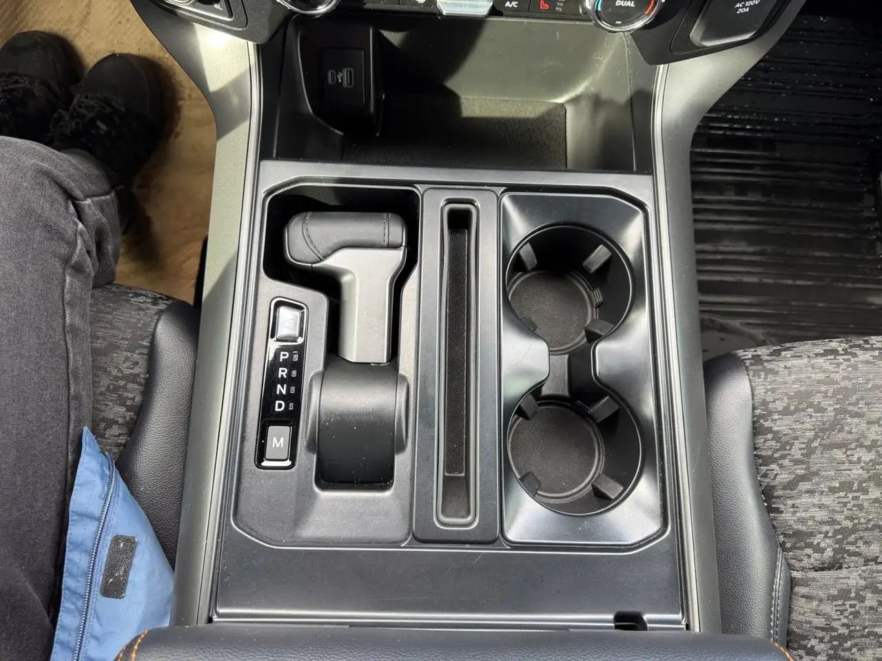 Ford F-150 - Image 20