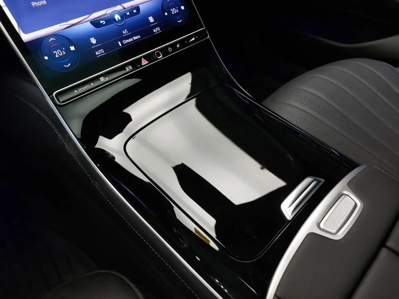 Mercedes-Benz S-Class - Image 11