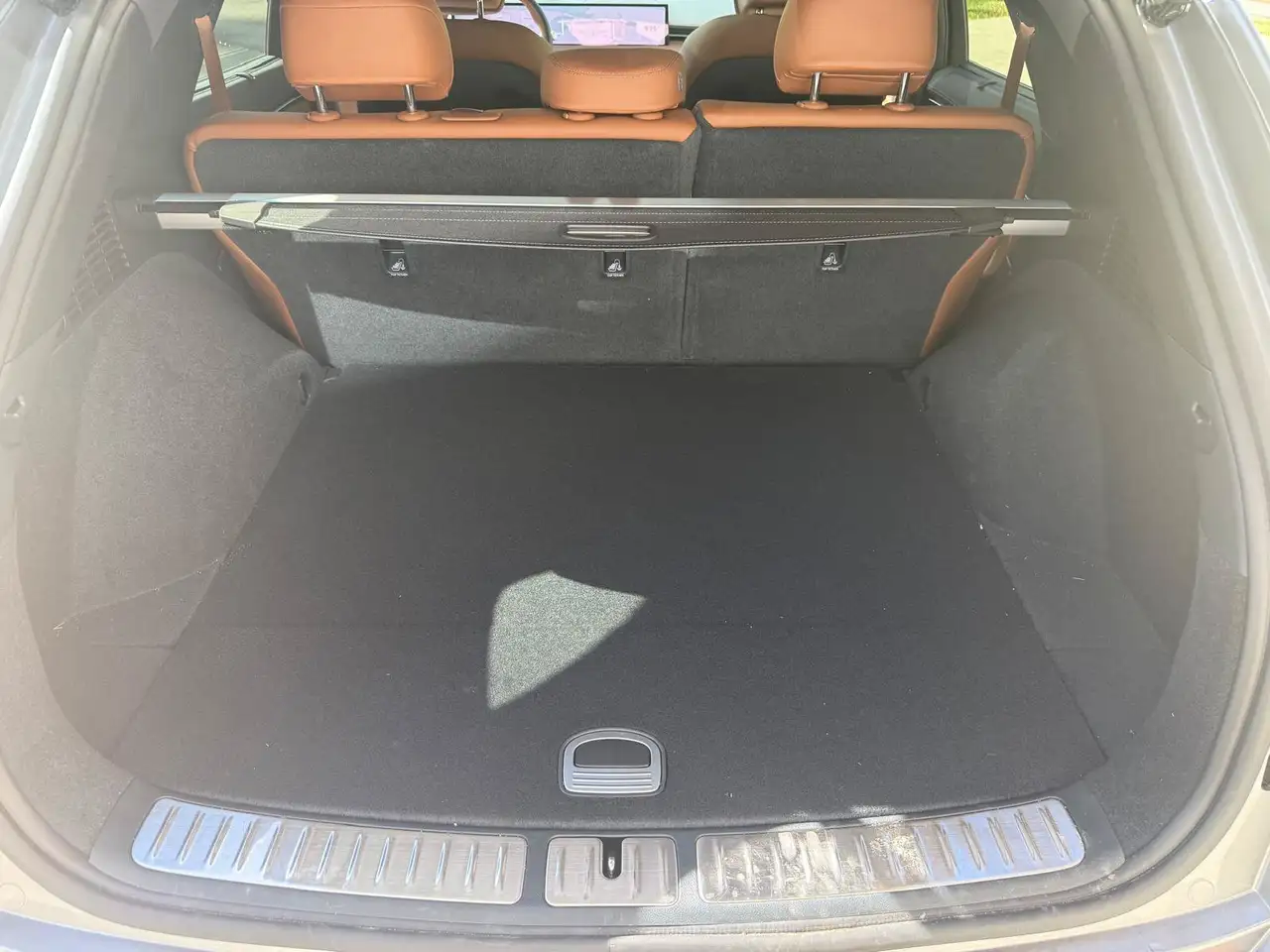 Genesis GV70 - Image 13