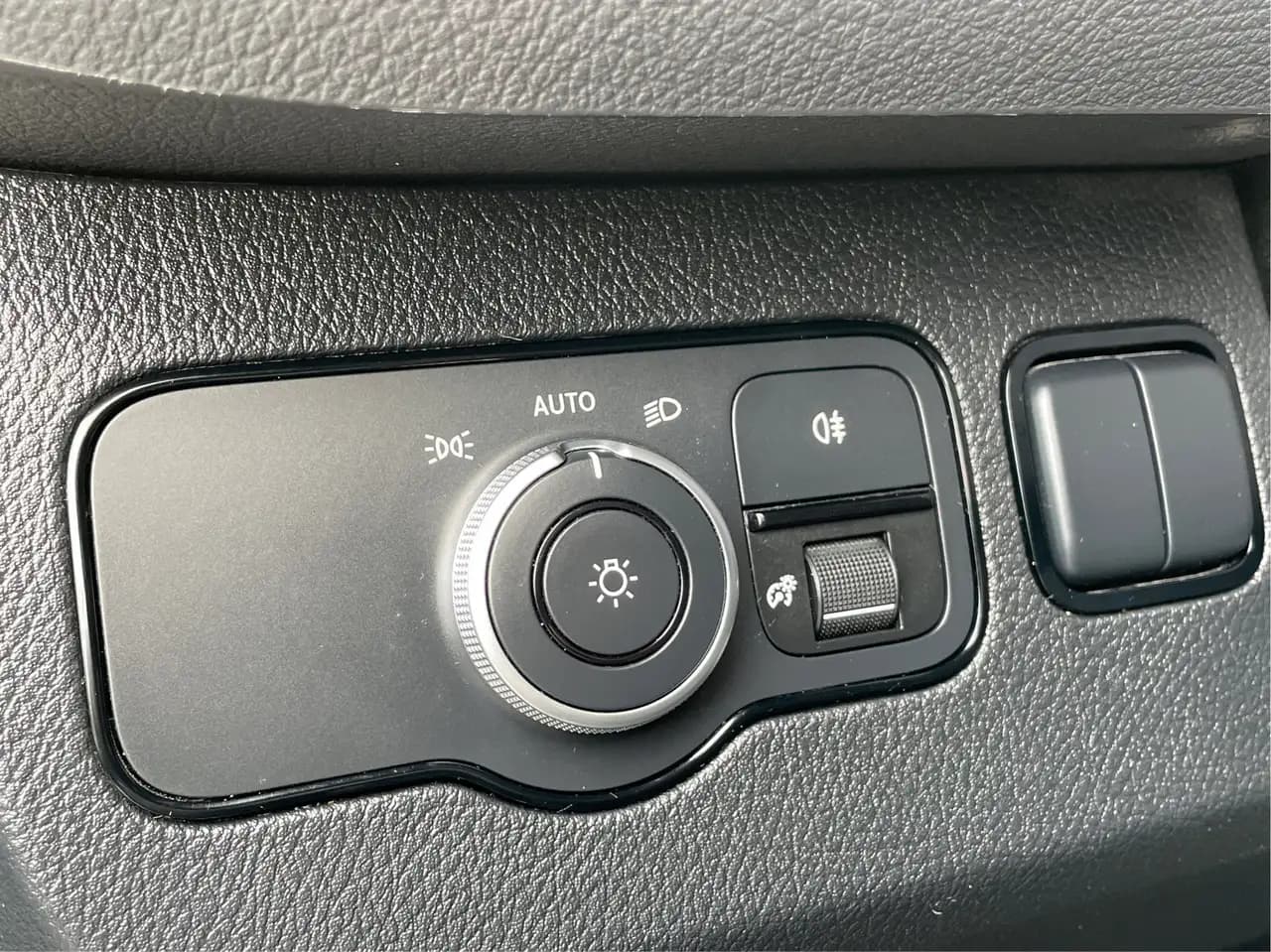 Mercedes-Benz Sprinter - Image 16