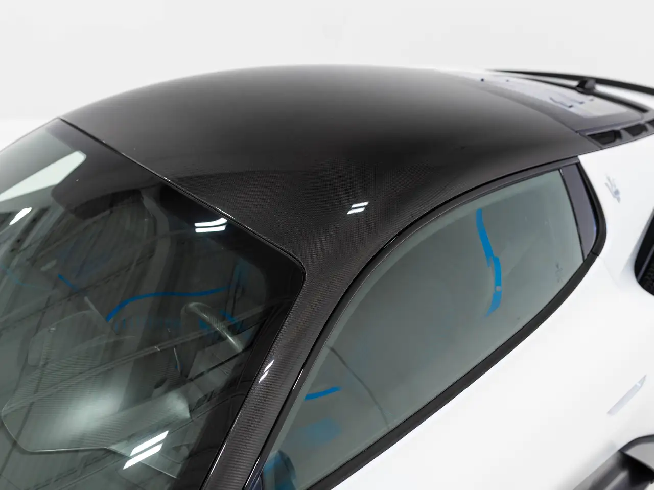 Maserati MC20 - Image 20