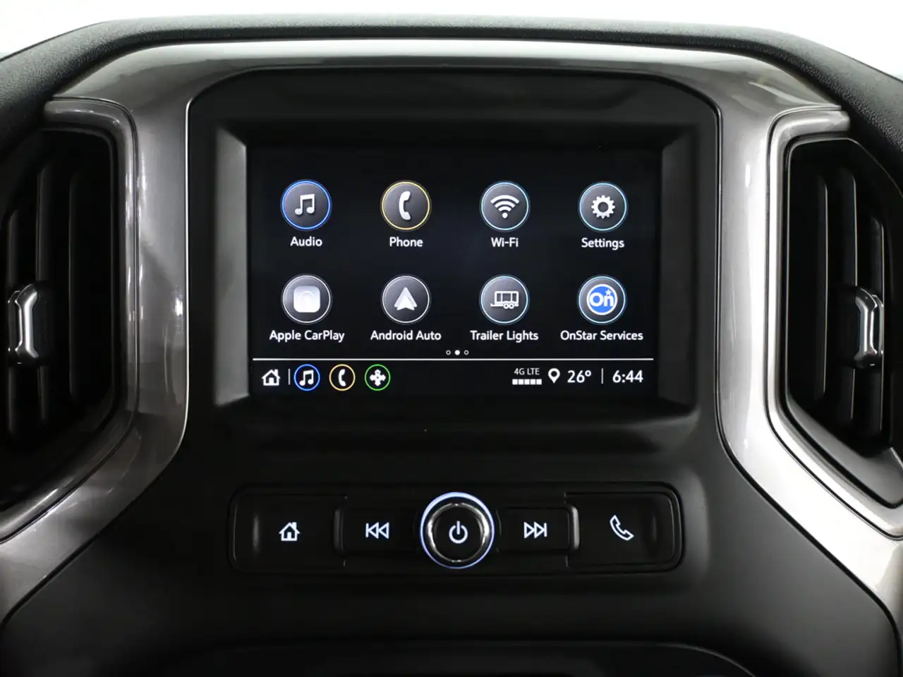 Chevrolet Silverado 1500 - Image 16