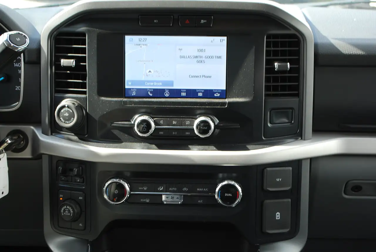 Ford F-150 - Image 22