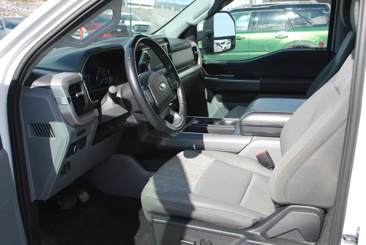 Ford F-150 - Image 13