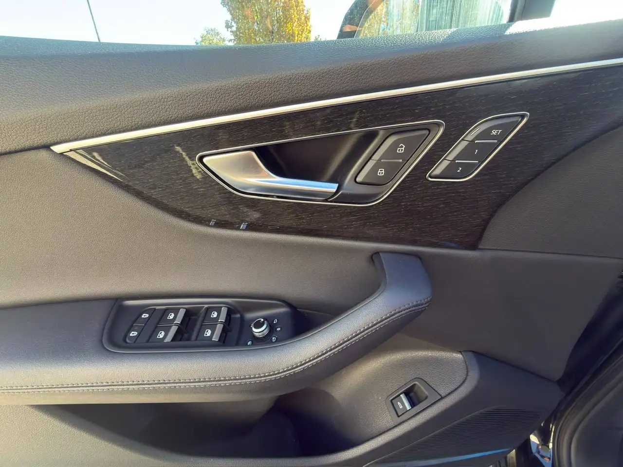 Audi Q7 - Image 13