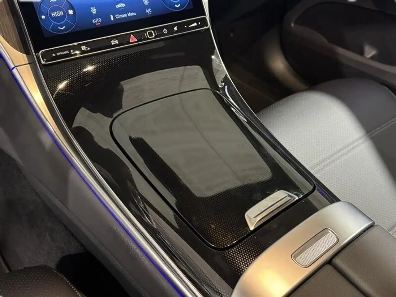 Mercedes-Benz GLC - Image 18