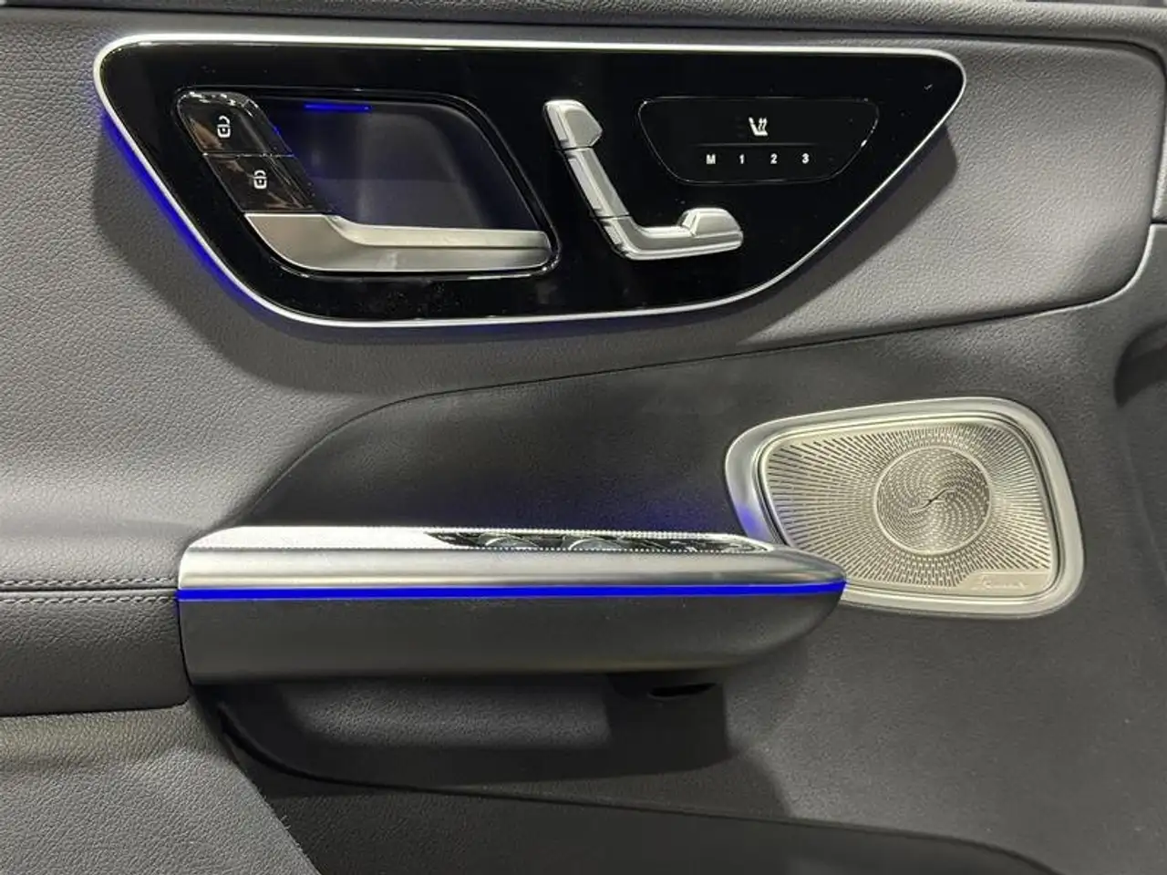 Mercedes-Benz GLC - Image 11