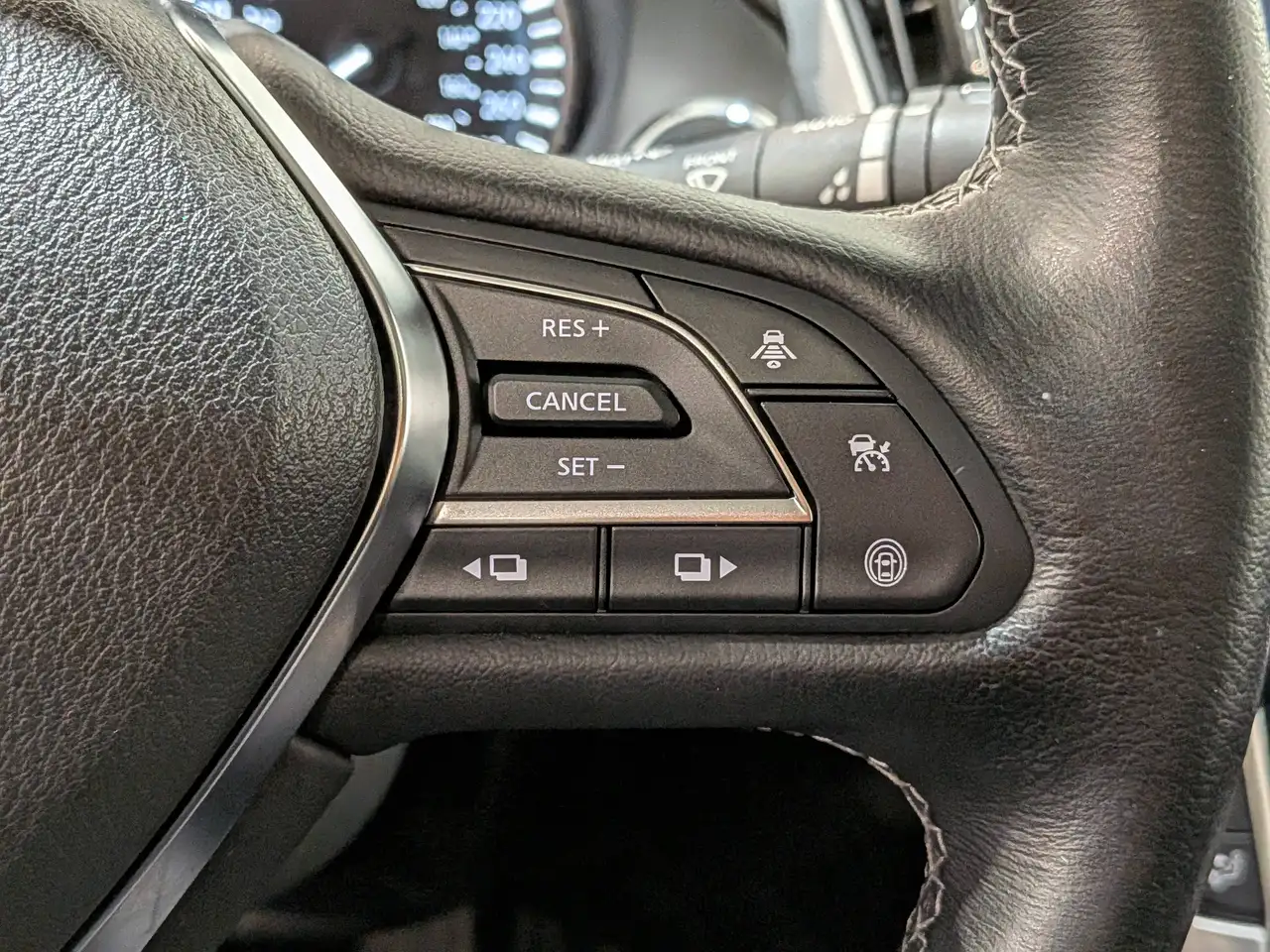 Infiniti Q50 - Image 16